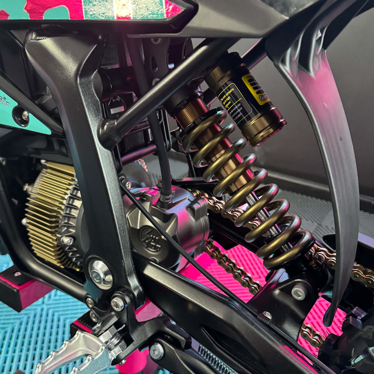 Sur-Ron Hyper Bee 2025