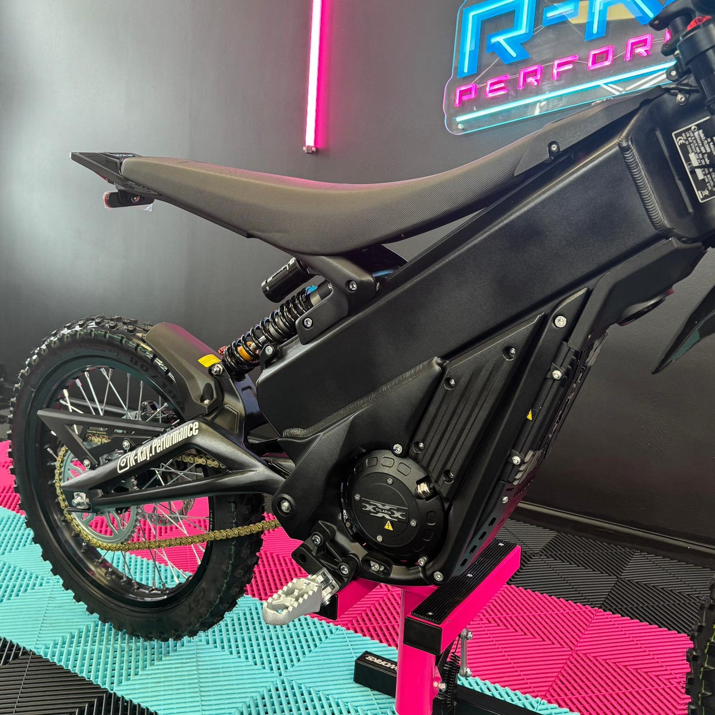 Talaria xXx in Black 2024