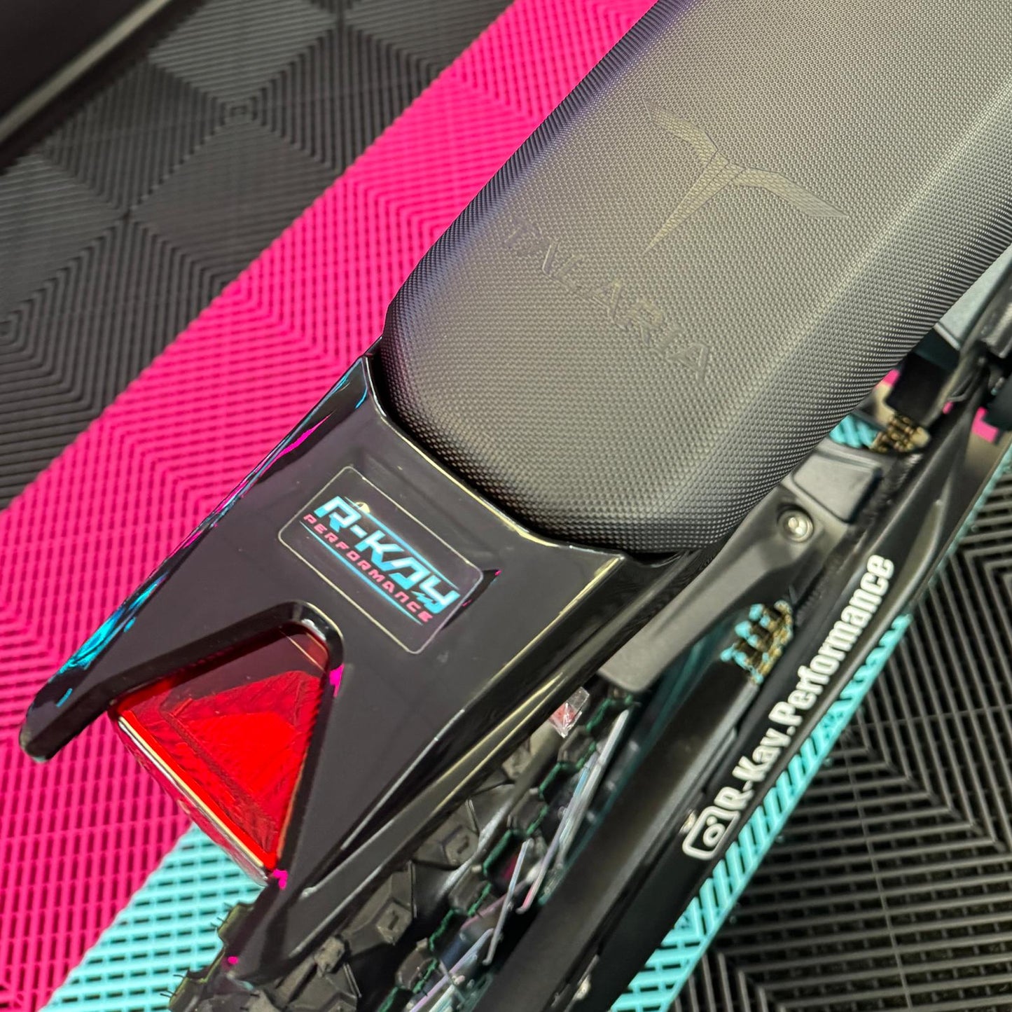 Talaria xXx in Black 2024