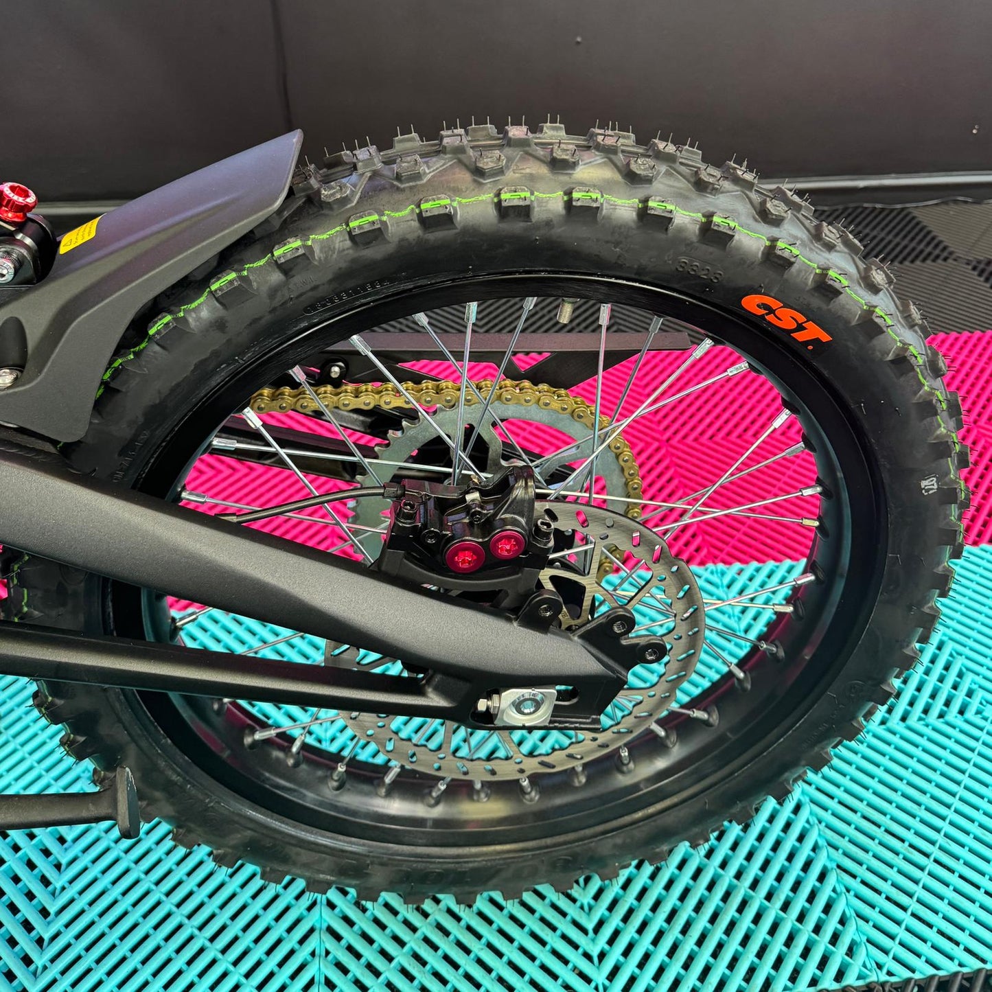 Talaria xXx in Black 2024