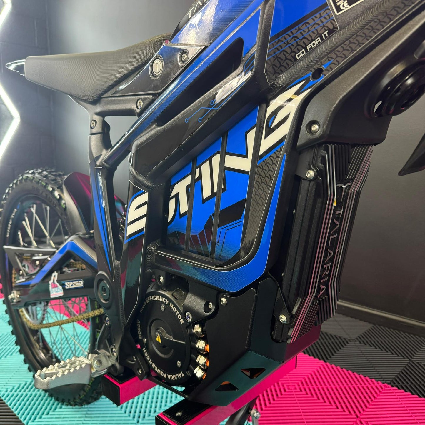 Talaria Sting R TL4000 in Blue