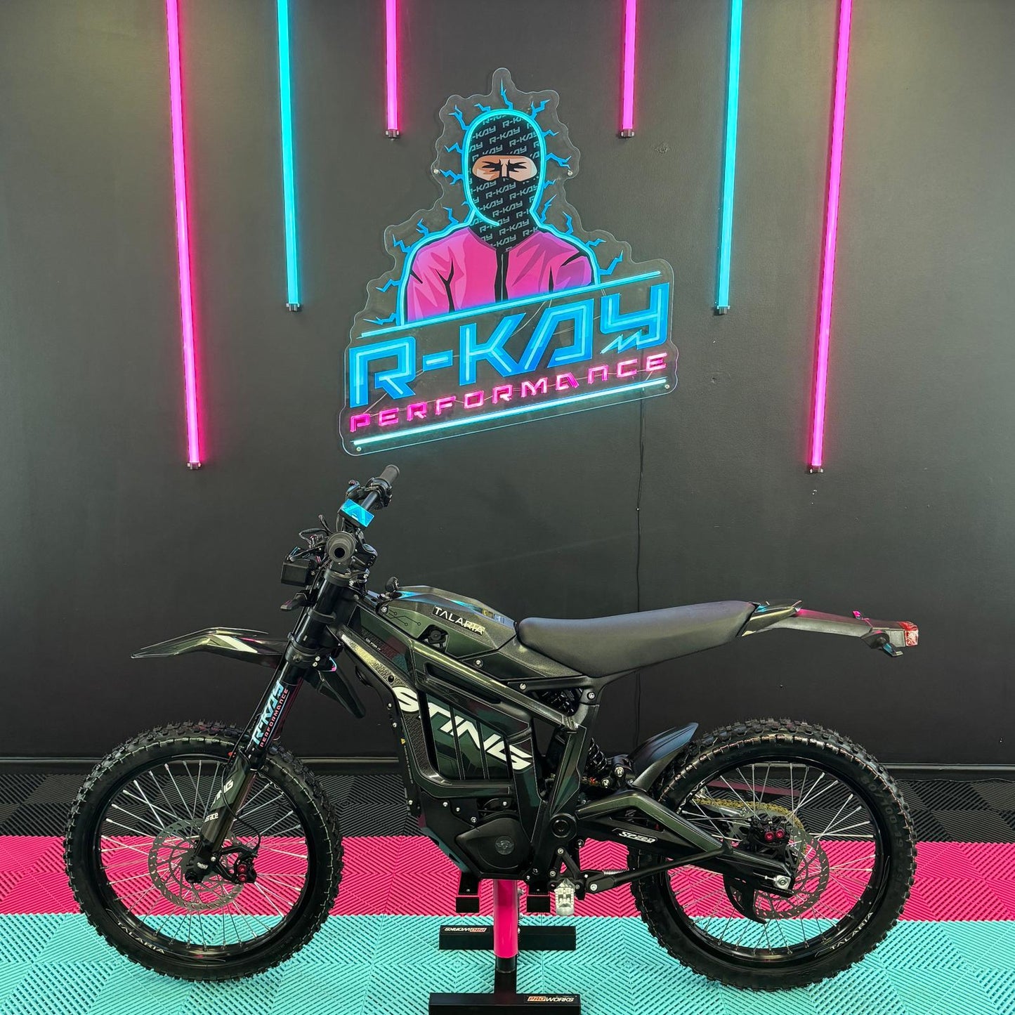 Talaria Sting R TL50 in Green L1E - Road Legal