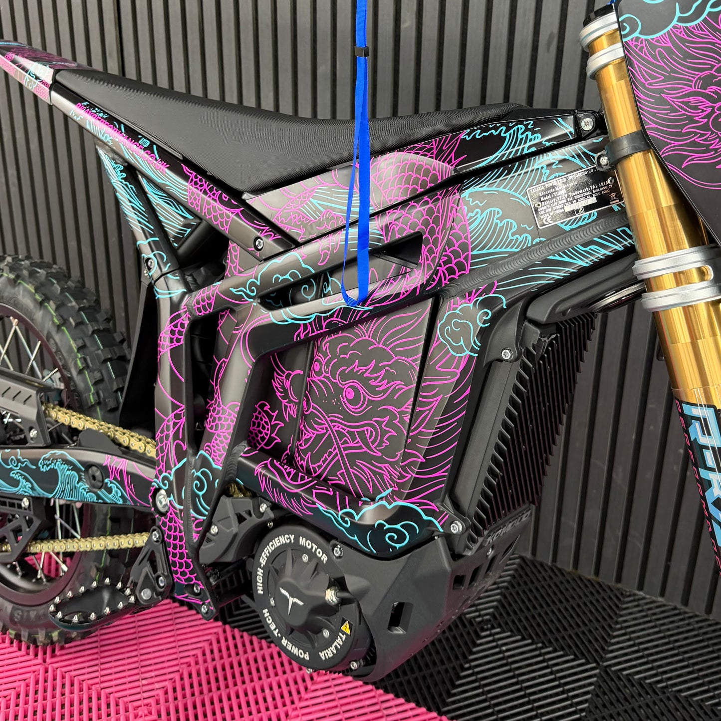 BRAND NEW TALARIA KOMODO R-KAY DRAGON EDITION