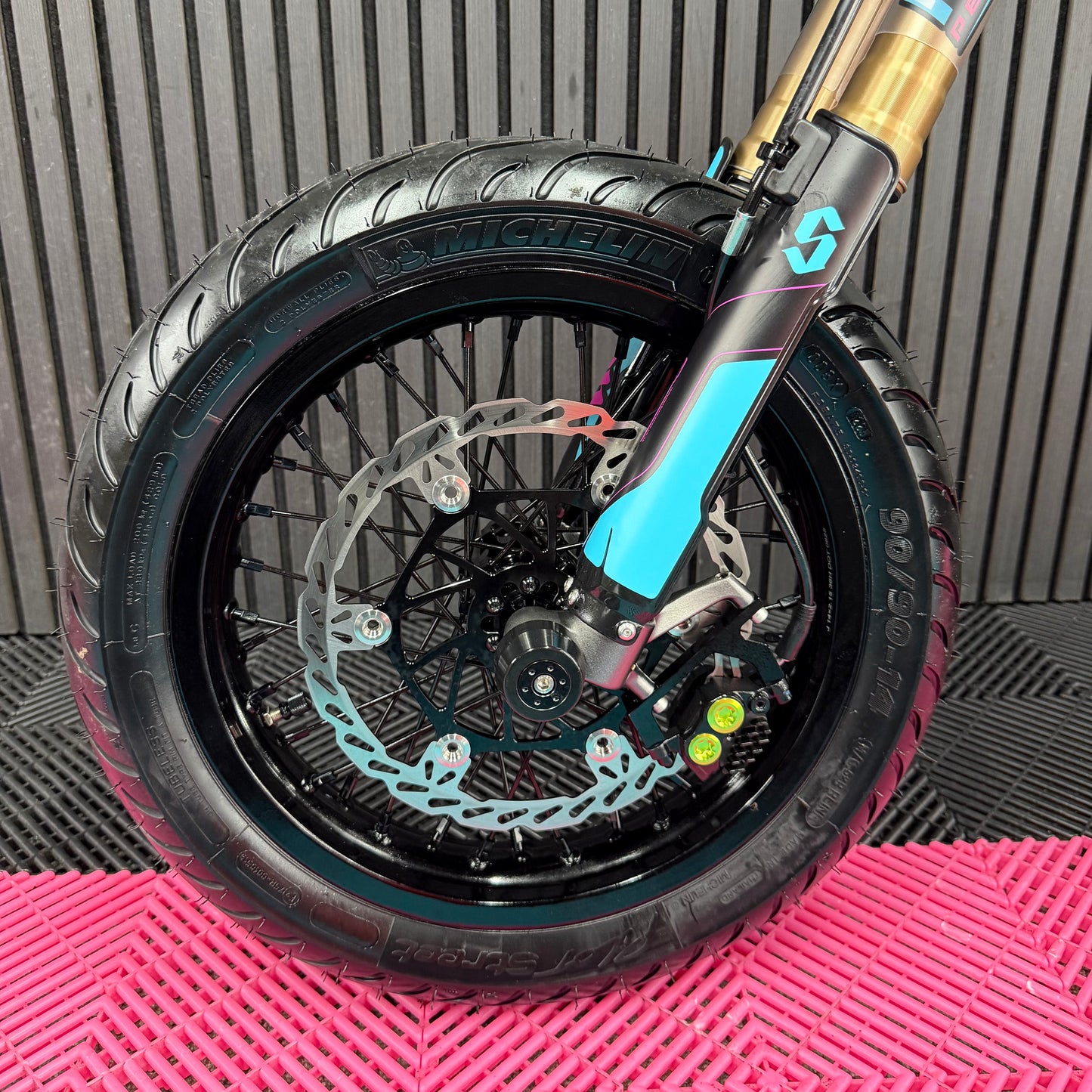 2025 Sur-Ron Light Bee X 9 Miles Race Edition