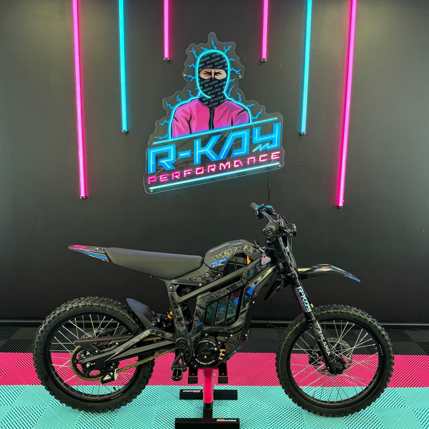 Brand New 2026 Talaria Sting R Pro 72v Mx5 Blue Decals