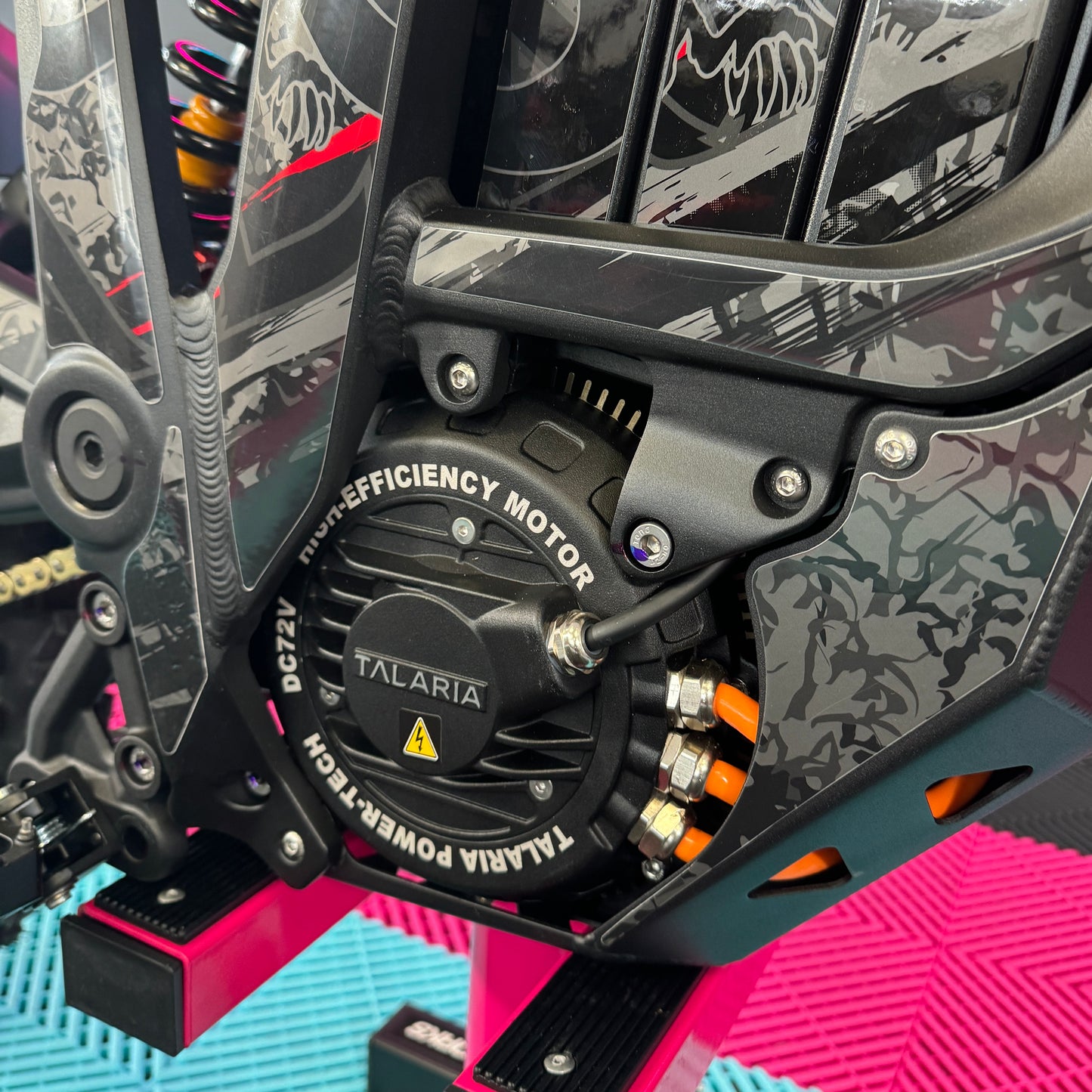 Brand New 2026 Talaria Sting R Pro Mx5 72V Red Decals