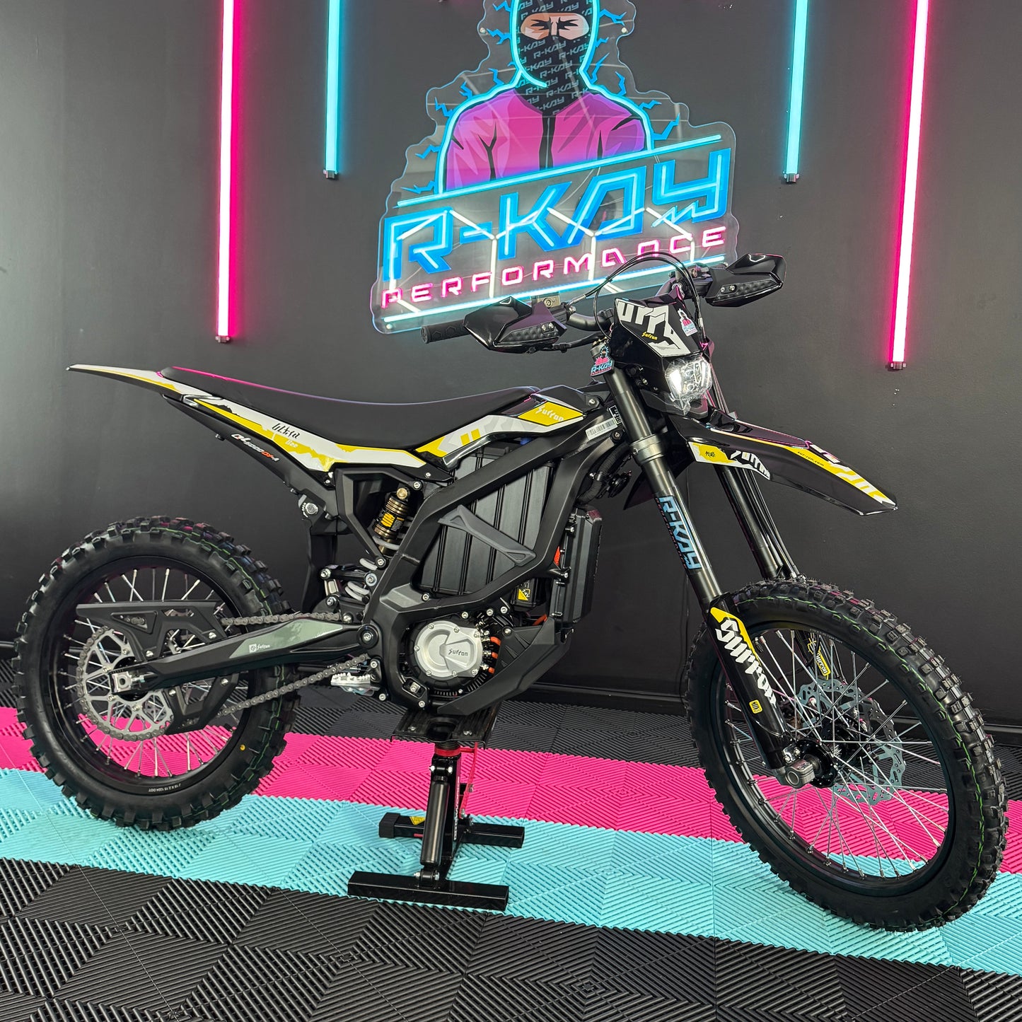 2024 Sur-Ron Ultra Bee Carbon Black