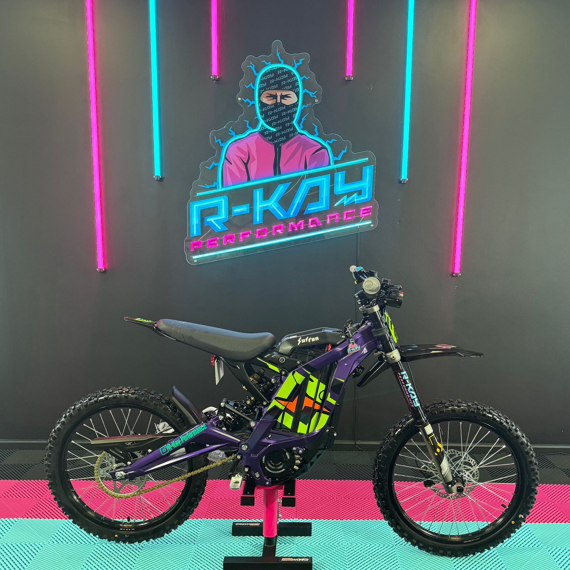 2025 8kw Sur-Ron Light Bee X 60v 40Ah In Purple And Green – R-Kay