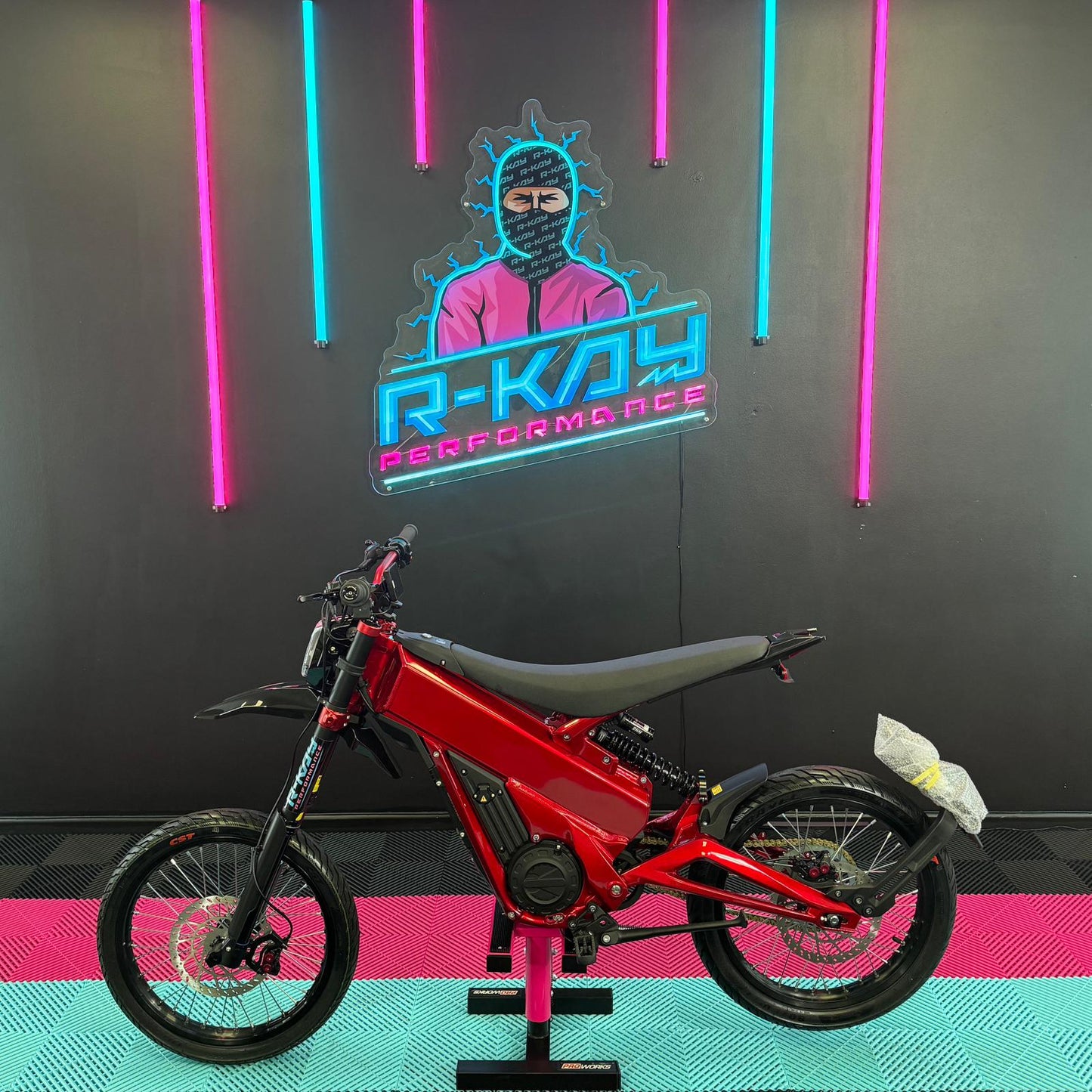 Talaria xXx in Candy Red - Road Legal TL25
